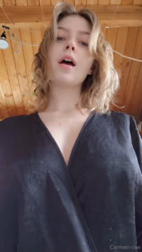 cowgirl_black_dress-eyB6wIC1_chf3_prob4.mp4