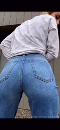 MK_Pee_41.mov