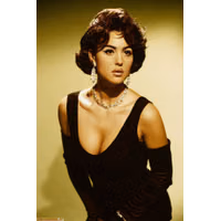 monica-bellucci-retro-diva-1.jpg