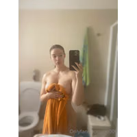 [20220118] [256681528] Shower time_1.jpg