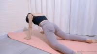 cheapies from a hong kong pussy flashing yogagirl
