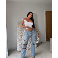 masstiktok_officialmissrachelalice__white tops & light denim.jpeg