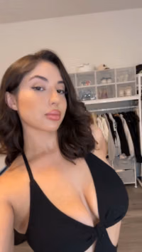 masstiktok_jjaneellaa_1382_691.mp4