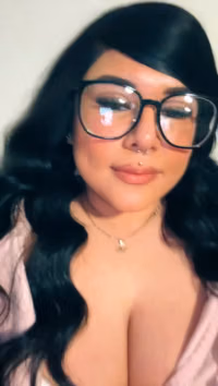 tiktok_@lillove311_2025-12-04 10-48-14_720p.mp4