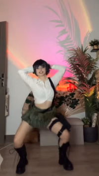 A LA FIESTA ððð ladycosplay dmc devilmaycrycosplay dmccosplay lady devil may cry cosplay TikTok.mp4