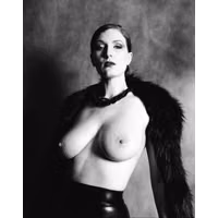 Ruthy Boehm B&W 2023 Nudostar 00.jpg