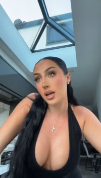masstiktok_officialmissrachelalice__Woof.mp4