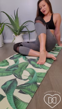 Dani Yoga3.mp4