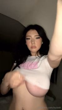 e6bcc765e1663c2e1765d87eb8db02b2.mp4