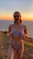 giving you a little show in public 1080p 60fps.mp4