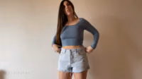 Trying on clothes II.mp4