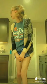 Tiktok - Nipslip[Archive]