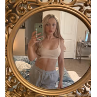 zoeyisasiren-24-12-2021-would you kiss me    ð¤.jpg