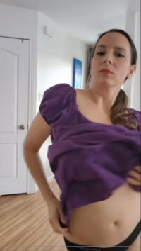 2022-11-07 - Entree striptease!!.mp4