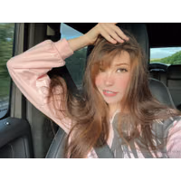 [Belle Delphine] Car Ride 022.jpg