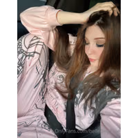 [Belle Delphine] Car Ride 002.jpg