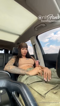 Laura Saenz aka sweetlaurasaenz - 11-09-2025 OnlyFans Video - I was without my car for 3 months, now I have it back and this make - XXX shemale video available for online viewing on X-tg.mp4