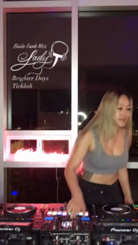 6PKPHAuP_720p.mp4