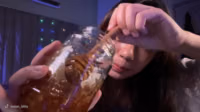 Honeycomb Sticky Satisfying Sounds.mp4