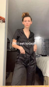 7455016355021049118.mp4