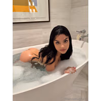 whoahannahjo_6075100396312_source-754eaa77dd636cd64.jpg