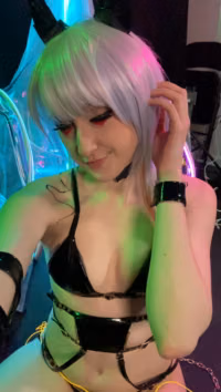 [Mangoloo] Cyber Succubus Lucy Selfies